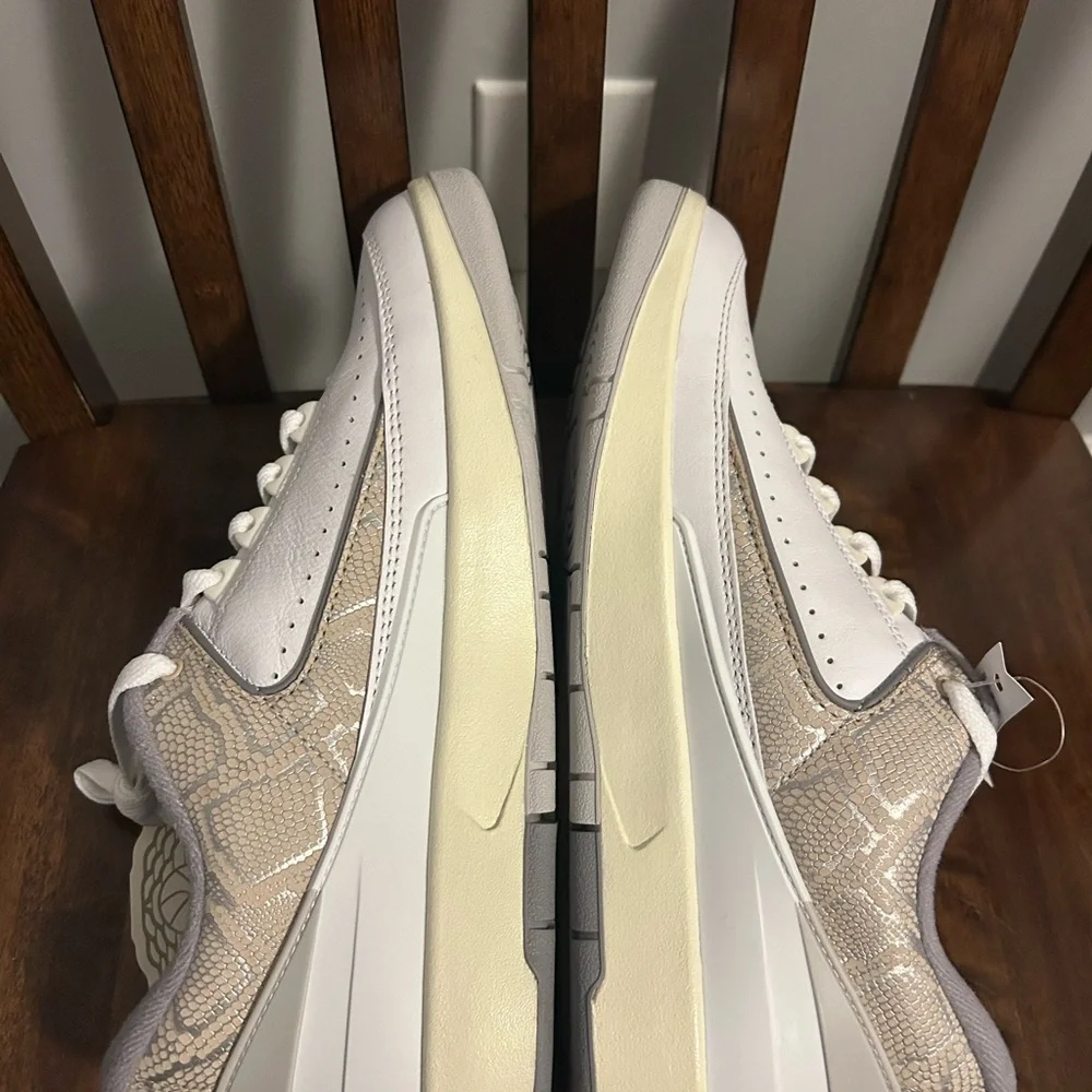 Air Jordan 2 Retro Low Python White Cement Gray Sand Drift DV9956-100 Mens Sz 10